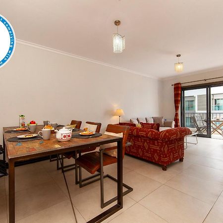 B04 - Luxury 2 Bed W Terrace Pool Apartment ลากอส ภายนอก รูปภาพ